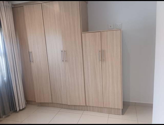 2 BEDROOM APARTMENT FOR SALE IN UMHLANGA RIDGE